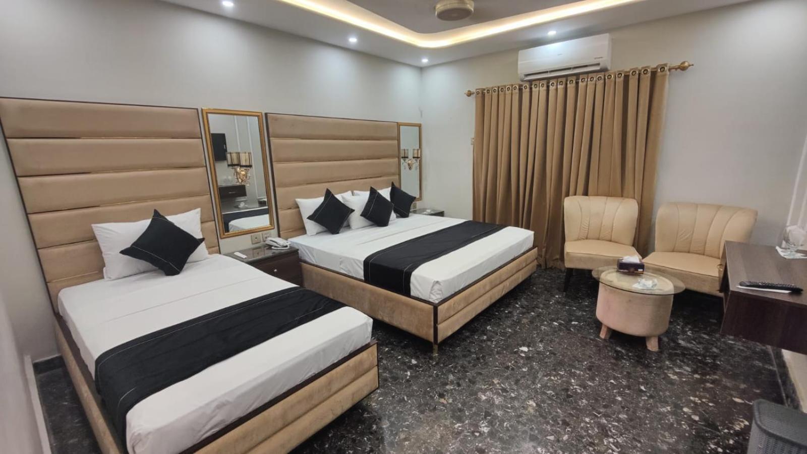 Hotel White Season Gulberg Лахор Экстерьер фото